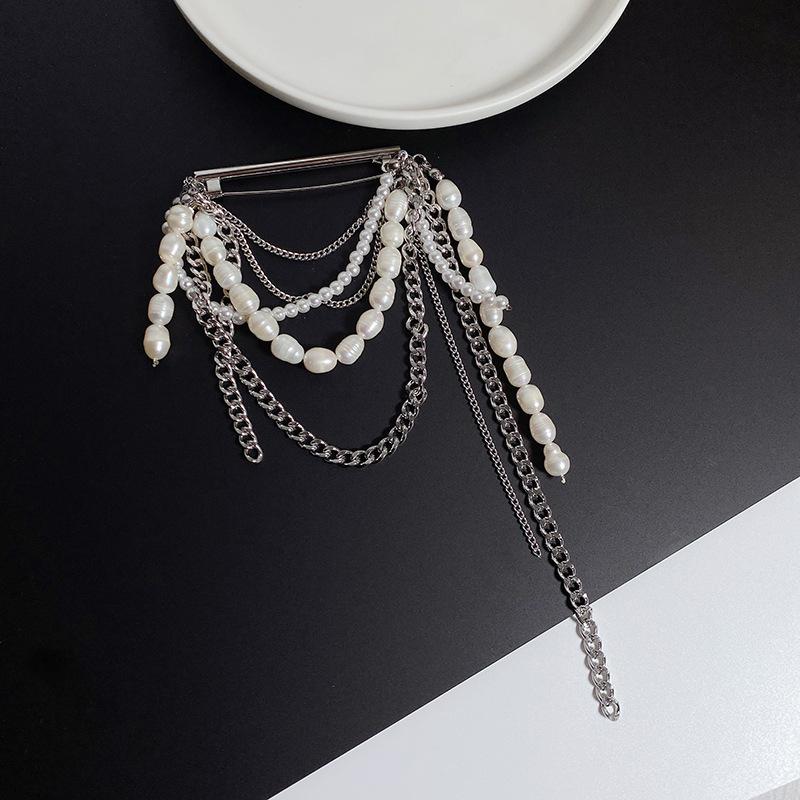 Korean White Imitation Pearl Pin Brooch For Women Girl Vintage Elegant Metal Multi-layer Tassel Chain Brooch Jewelry Accessories