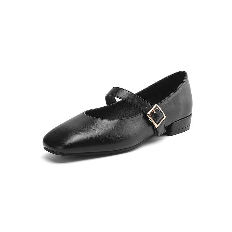 New Four-season Wear Square Head and One Foot Pedal Small Leather Shoes, Foot Cover Square Heel Low Heel Large and Small Size Women's Shoes, Light Mo