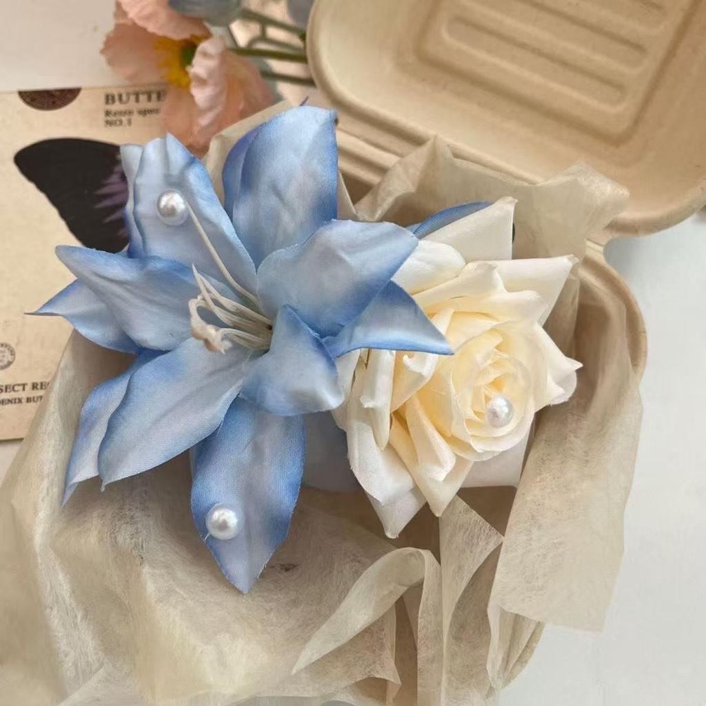 Seaside Atmosphere Lily Flower Hair Clip for Women - Vacation Style Accessory