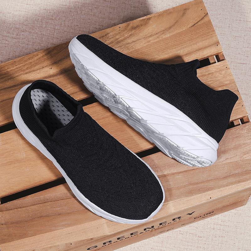 Jinjiang Plateau-Socken-Schuhe Vier Jahreszeiten atmungsaktiv und bequem Große Größen leichte lässige Sportschuhe