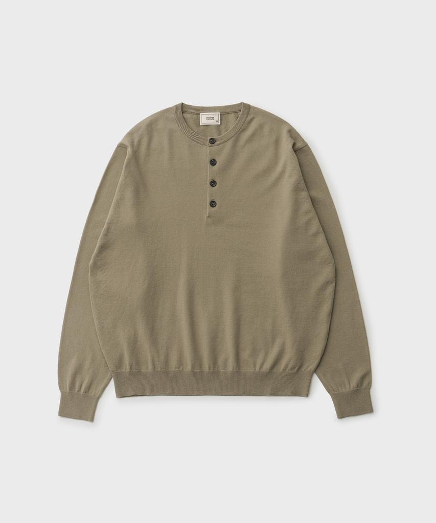 ANOTHER OFFICE French Henry Neck Knit (Army Khaki)