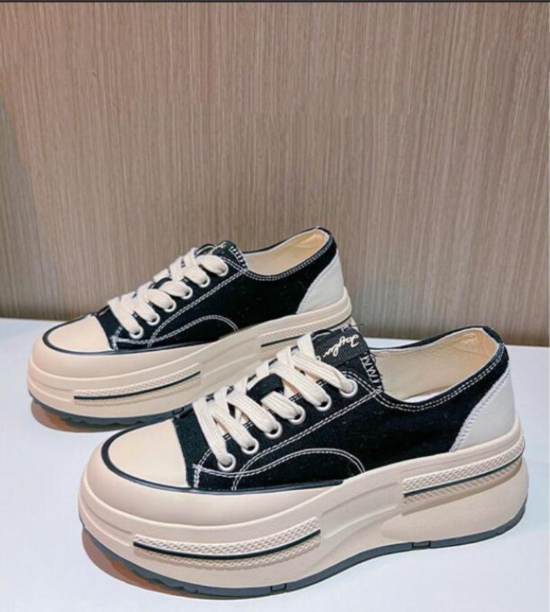Sneakers Women New Canvas Retro Flats Thick Soled Lace-Up Spring Autumn Lady Handmade Flat Casual Shoes Women