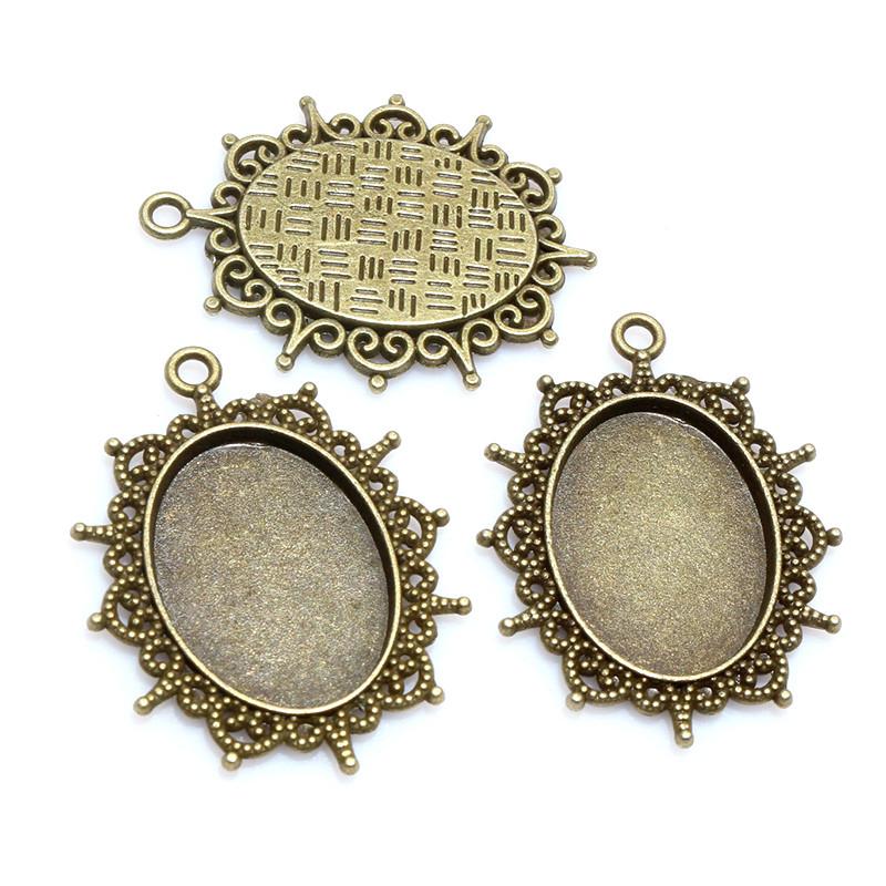 10 pièces 18x25mm Taille intérieure 3 couleurs Style classique Cabochon Camée Base Monture Charms Pendentif Bijouterie
