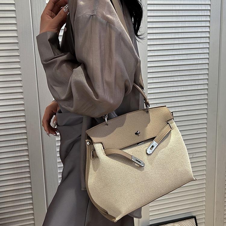 Stylish Large-capacity Platinum Bag, New High-end Textured Simple Handbag, Commuter Shoulder Messenger Bag