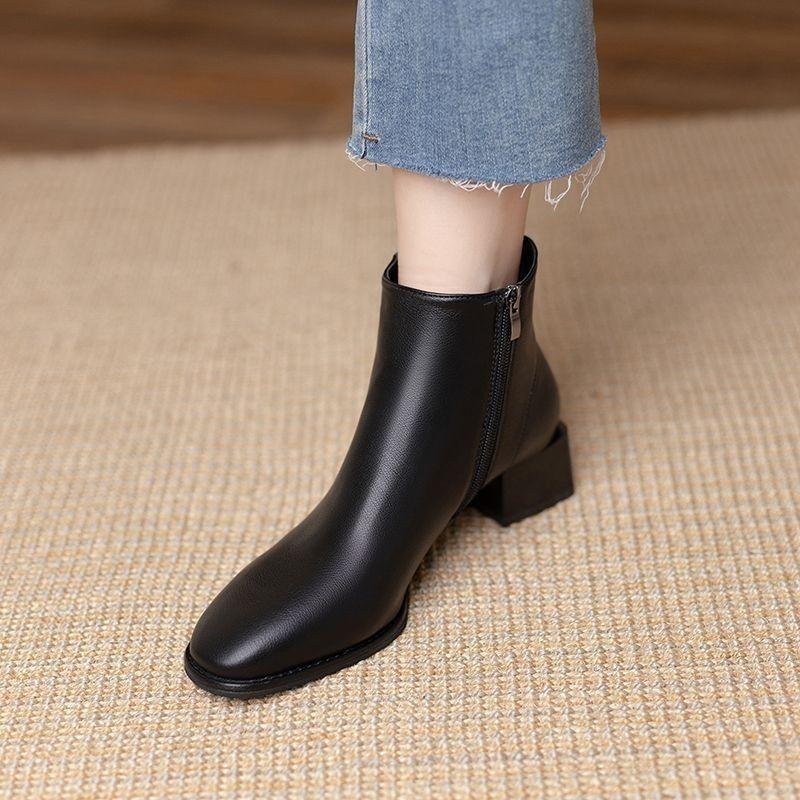 Elegant With Medium Heels Women'S Ankle Boots Autumn Winter Leather Fleece-Lined Booties High Quality Chelsea Female Short Shoes