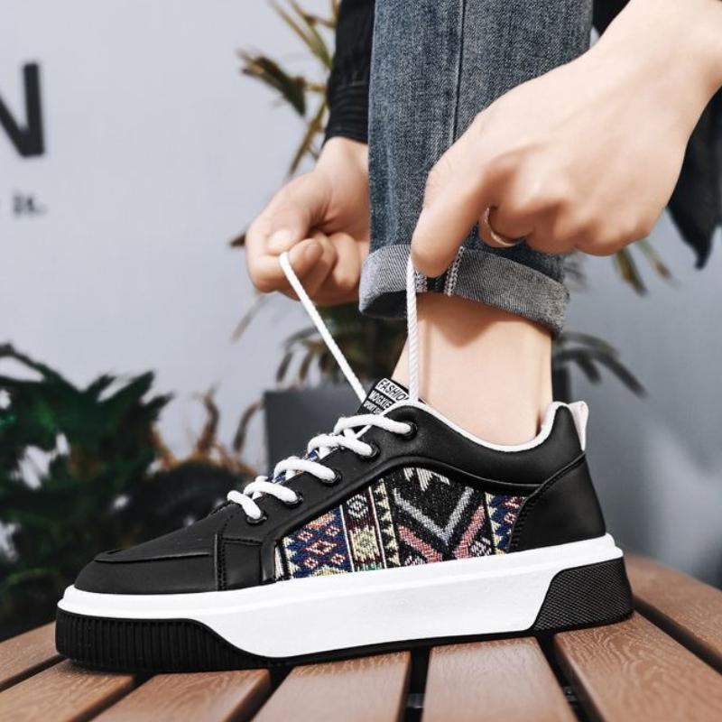 New Skateboard Shoes for Men Fashion Designer Flat Vulcanized Shoes Men's Casual All-match Breathable Sneakers Zapatos De Hombre