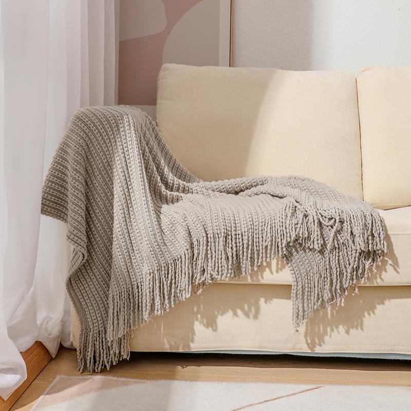 Bohemian Knitted Sofa and Office Nap Blanket for Air Conditioning and Bed End Use