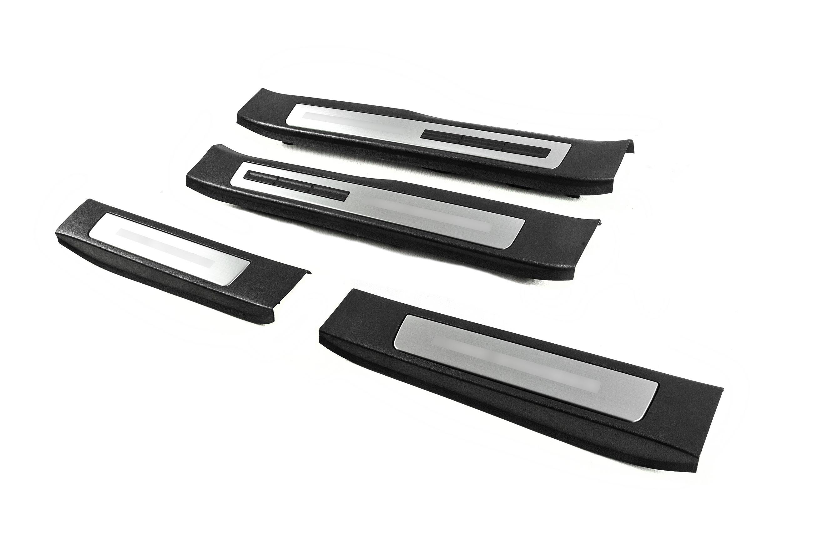 

Illuminated door sills (4 things) for Toyota Land Cruiser 300