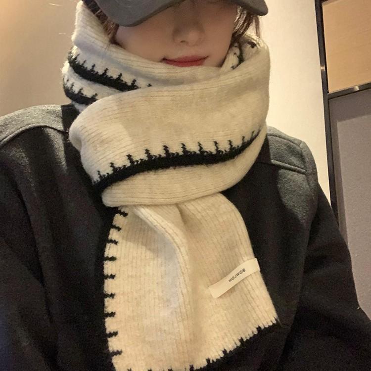 New high-end knitted scarf women's winter new Korean atmosphere versatile thickened warm scarf