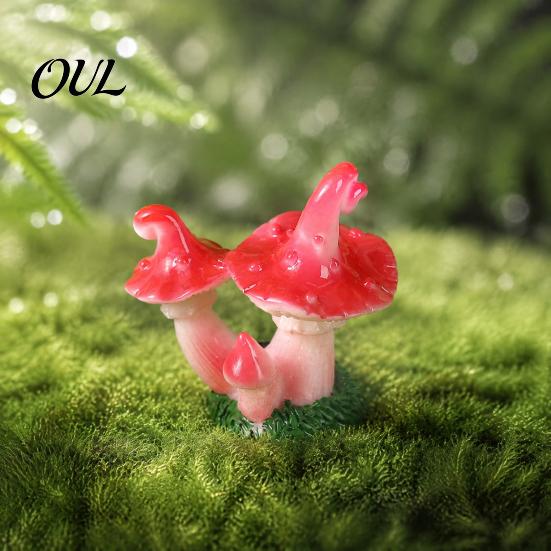 Terrarium Supplies 2 Pcs Mini Mushroom Figurines, Miniature Resin Figures Handmade Fairy Tale Decor for Micro Landscape, Garden, Aquarium, Bonsai