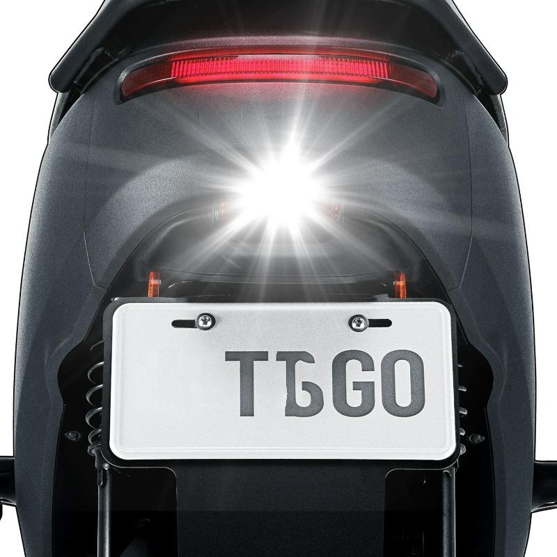 Universal Motorcycle LED Eagle Eye Shape Mini License Plate Light Turn Signal Turn Indicator Tail Rear Light Brake Fog Lamp Bulb