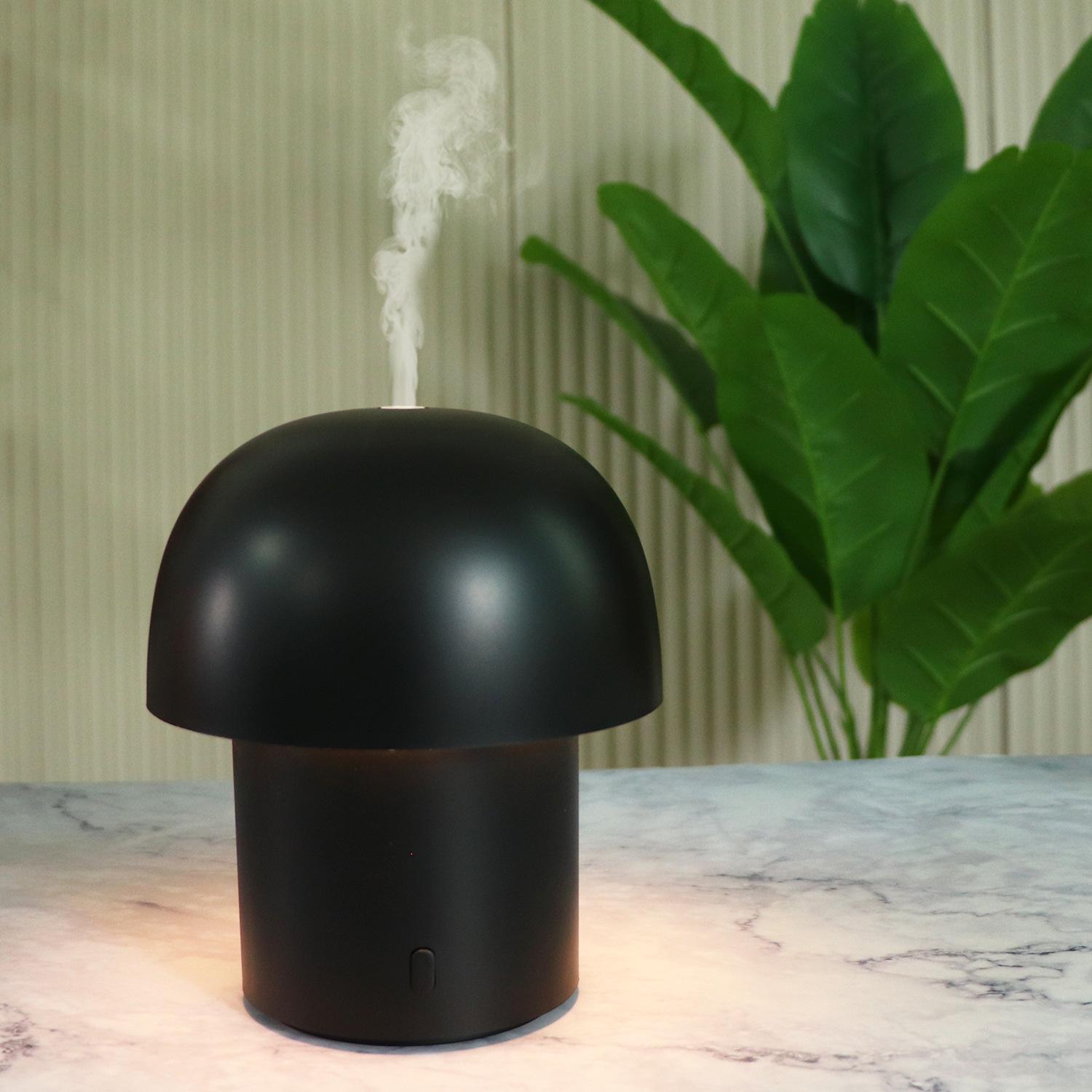 Mushroom Lamp Humidifier & Essential Oil Aromatherapy Machine - Portable Bedroom Desktop Mini USB