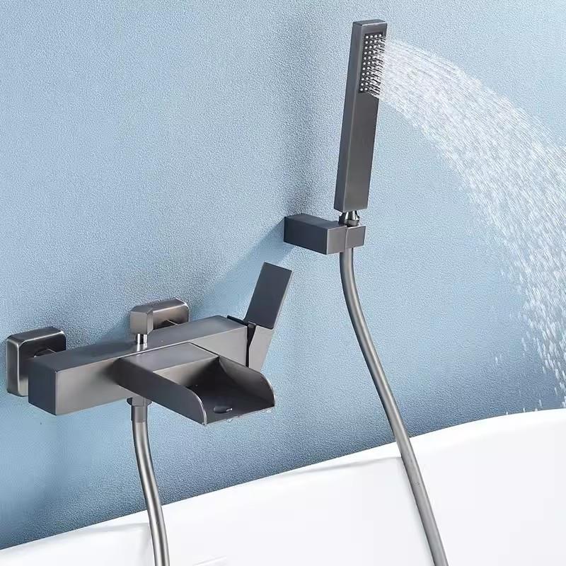 Zestaw prysznicowo-wannowy w kolorze szczotkowanego złota, montowany na ścianie, czarny kran wannowy, biały, wodospad, bateria łazienkowa do wanny i prysznica, mosiądz