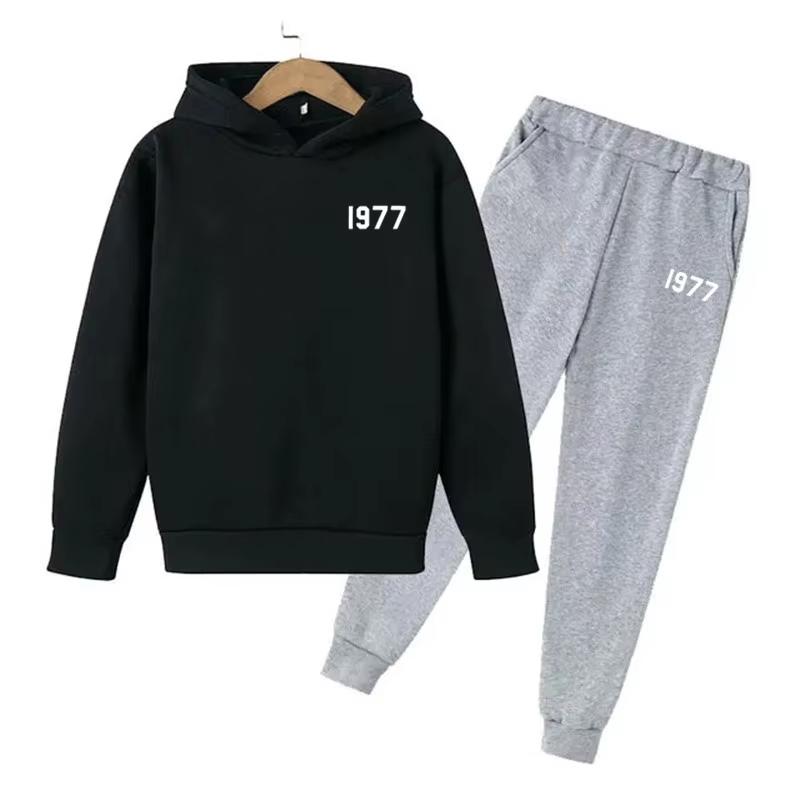 Fashion Casual 1977 Boys Girls 2 Piece Sets Tracksuit Kids Hooded Sports Suit Children Hoodies Sweatshirt Top+Pants Streetwear