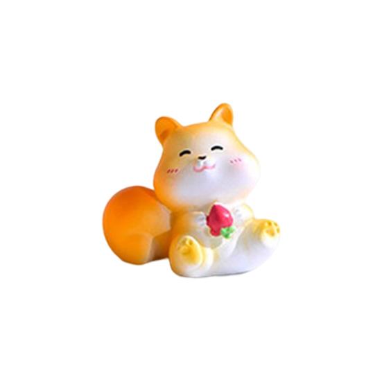 Fashion Decorative Anti-fade Eco-friendly Sweet Expression Animal Figurine for Office Squirrel Statue