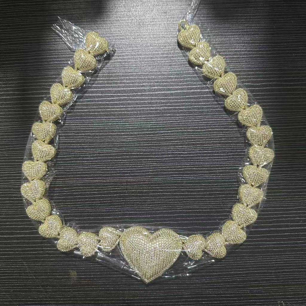 Hip Hop 17mm Zircon Love Necklace Ins Wind Peach Heart Chain Clothing Accessories