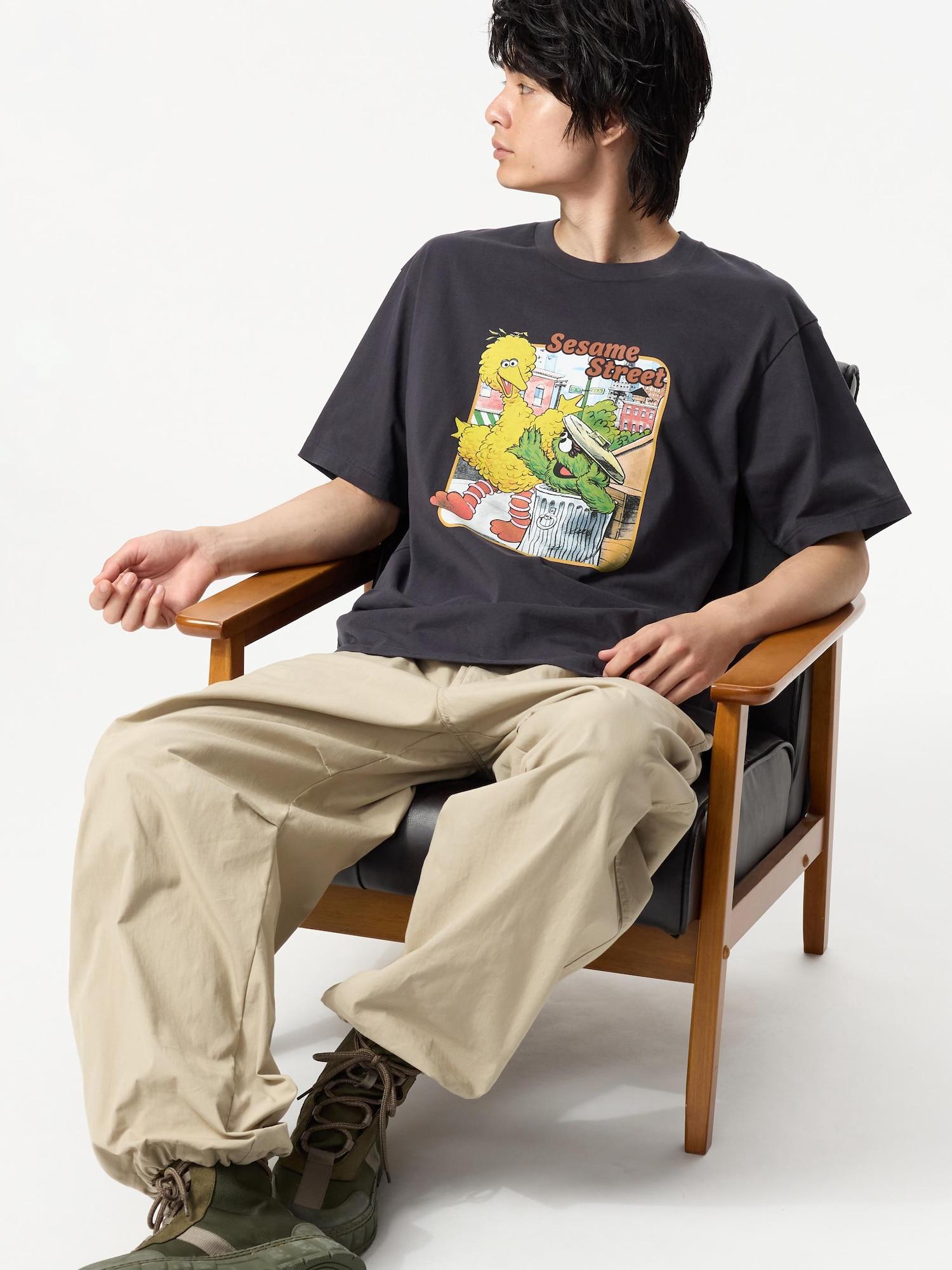 

Футболка Uniqlo Sesame Street UT с коротким рукавом B 08 DARK GRAY/UNISEX XL