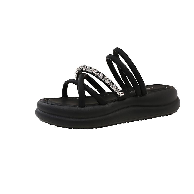 Fashion Versatile Rhinestone Flat Sandals Women 2025 Summer New Outer Wear One Word with Roman Fairy Wind Beach Shoes