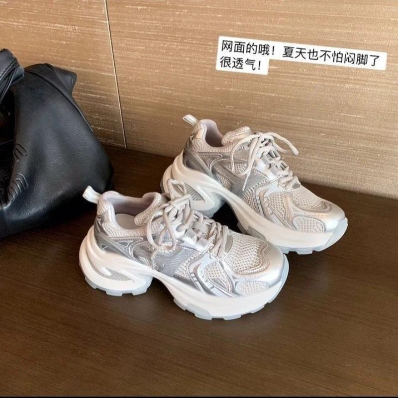 Thicksoled silver dad shoes women's spring and summer new breathable heightening Internet celebrity fried street ins tide casual sports shoes