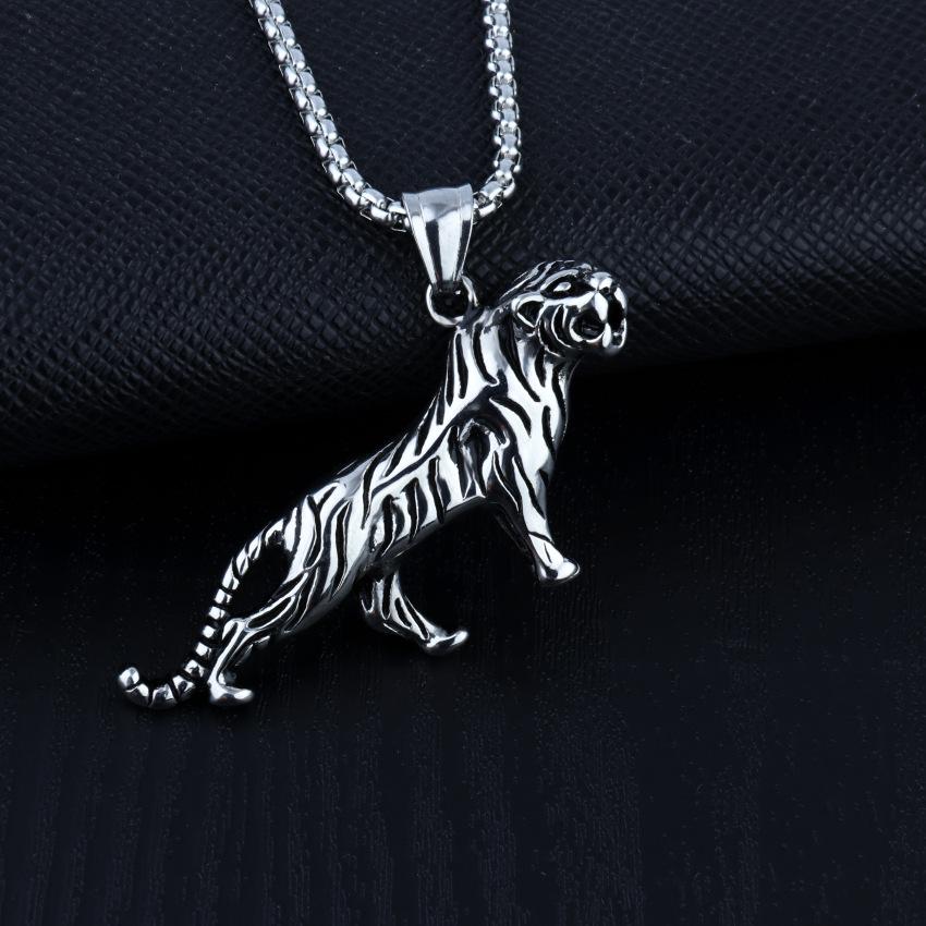 Collier pour homme en acier titane et titane, pendentif tendance, motif tigre dominateur