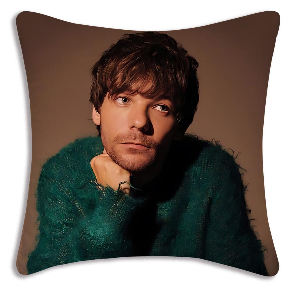 L-Louis Hot Singer T-Tomlinsons Pillow Covers Cartoon Sofa Decorative Home Double-Sided Printing Short Plush Cute Cushion Cover