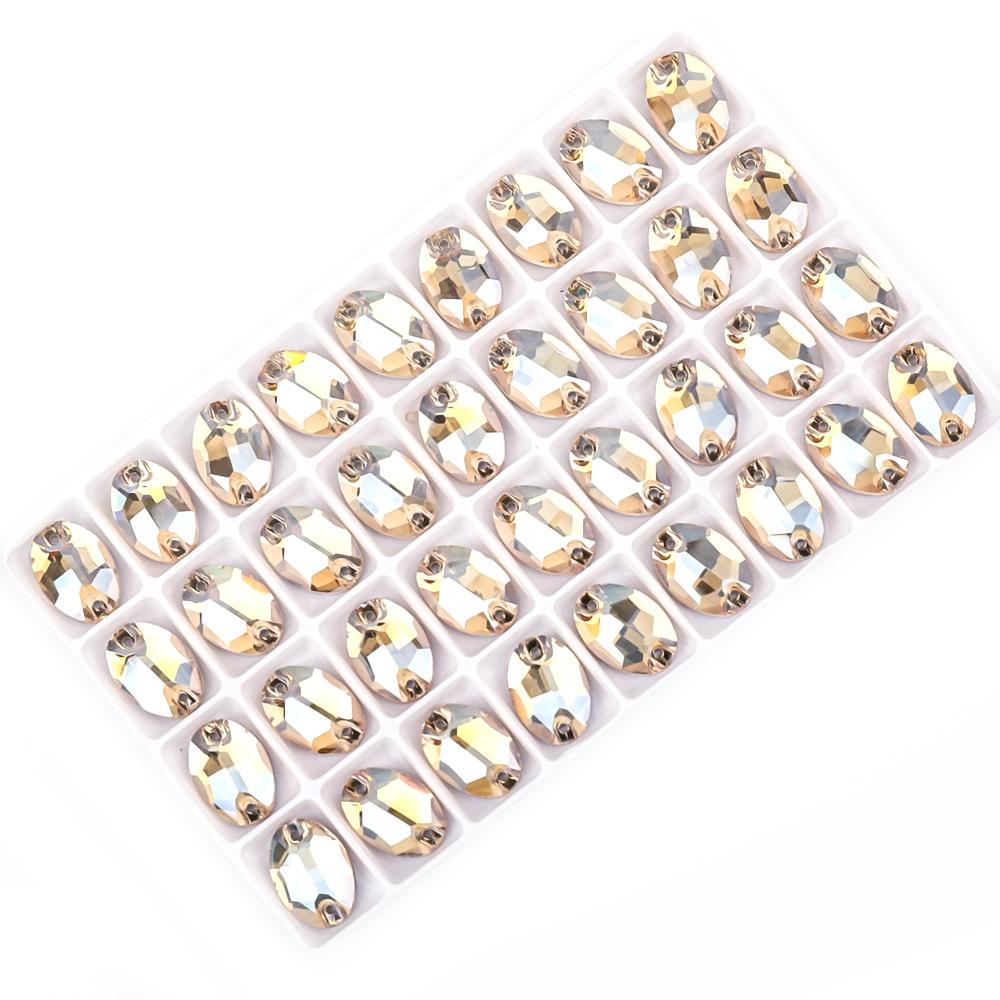 

Мягкий овальный стеклянный страз цвета AB с двумя отверстиями, пришивные украшения для одежды и DIY-крафт-проектов. 11x16mm, 36 pieces/bag