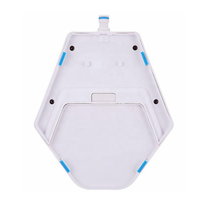 Zewnętrzna fontanna wodna dla psa Dozownik wody dla zwierząt Pedał nożny z rozpylaczem dla psa Zabawny automatyczny dozownik do picia Duża pojemność Poidło