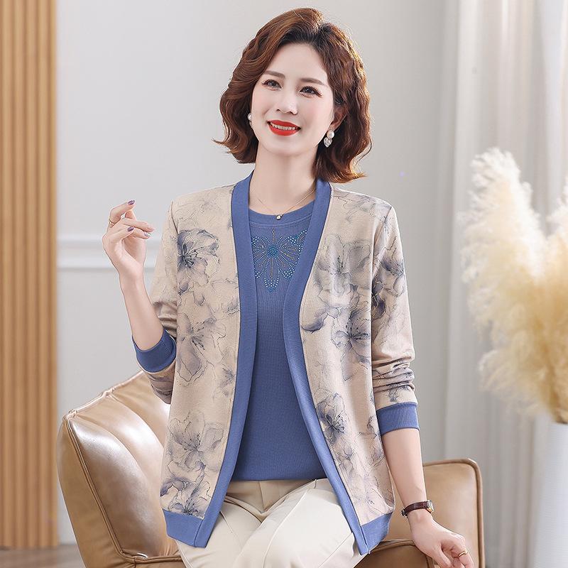 

2026 Spring/Summer Collection: Stylish Printed Cardigan & Blue Embroidered Top for Middle-Aged and Elderly Women XL (85-105 kg) синий