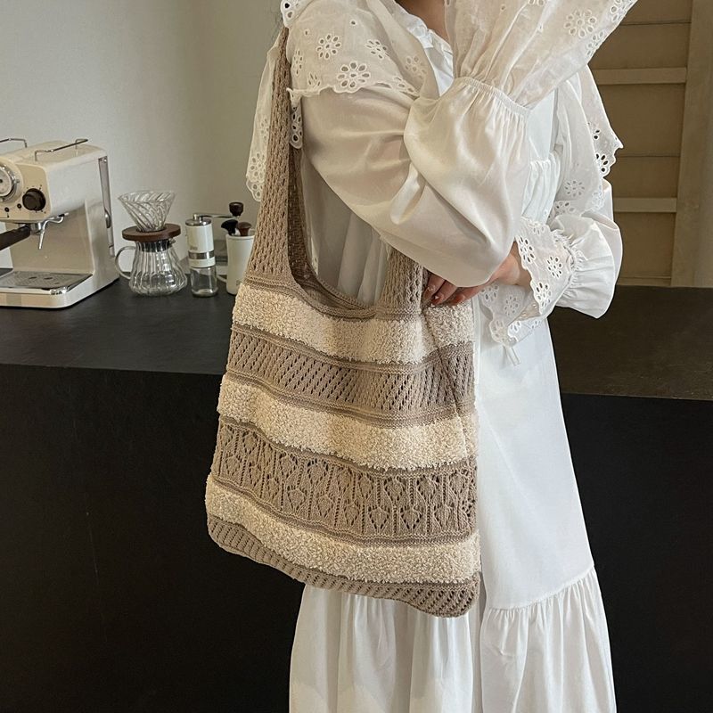 Woven Beach Straw Tote Bag - Versatile Large Capacity Vacation Shoulder Hollow Out Beach Bag