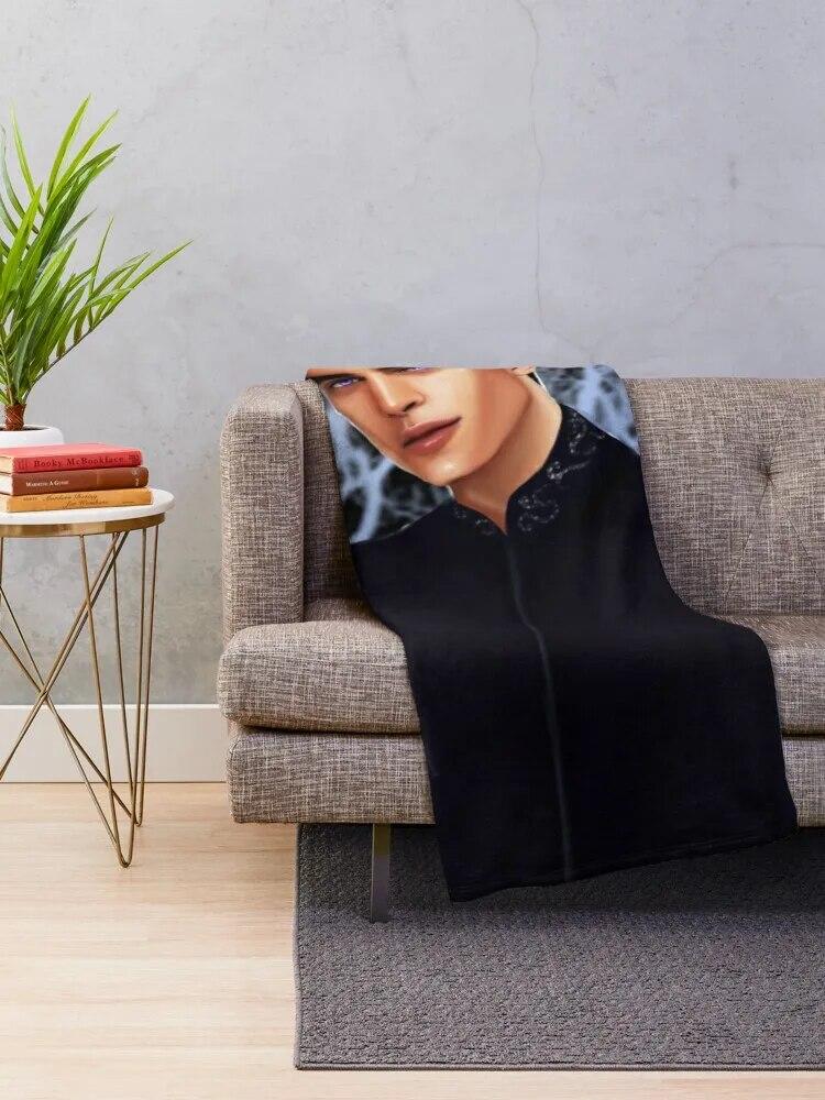 Rhysand from ACOTAR seriesThrow Blanket Large Blanket