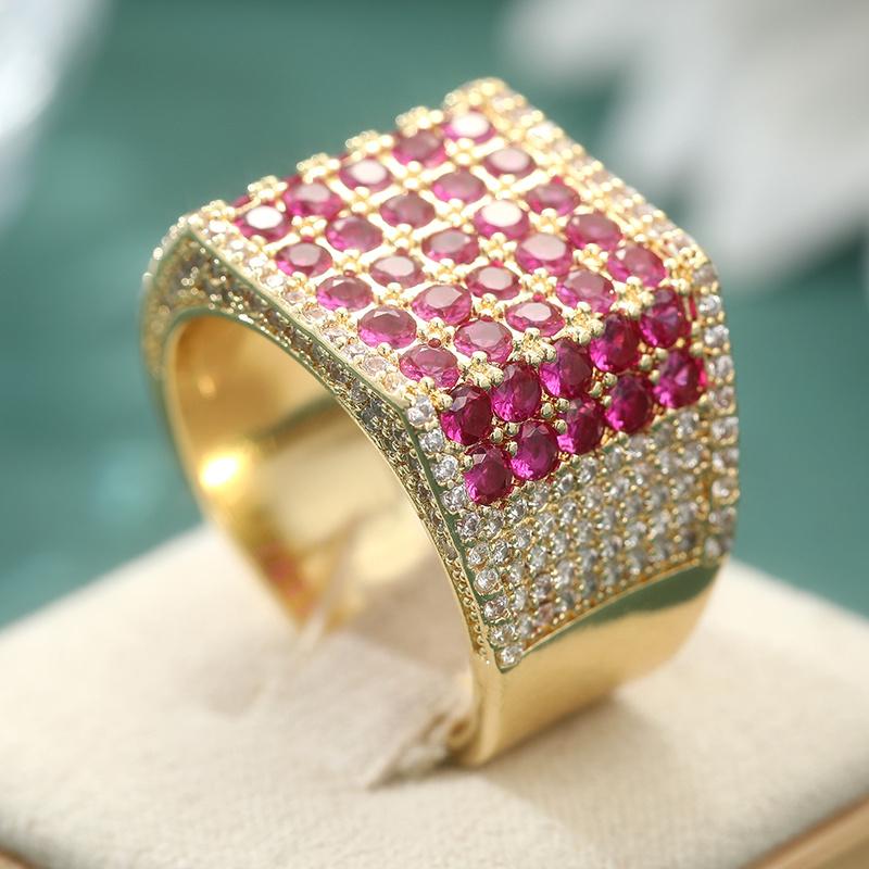 Classic Design Vintage Synthetic Red Zircon Rings For Women Men Luxury High Quality Golden Color Engagement Rings Jewelry Gift