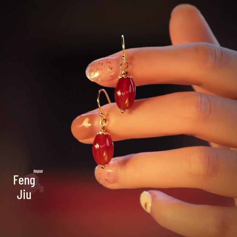 Elegant Ebony Flower Hairpin for Women – Ancient Style, High-End Feel, Simple Chinese Design, Perfect for Daily Use.