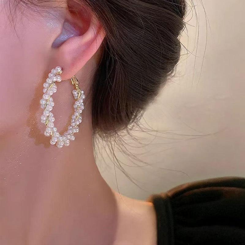 Temperament Pearl Winding Earrings Women'S Retro High-End Earrings Fashion Exaggerated Personality Large Earrings