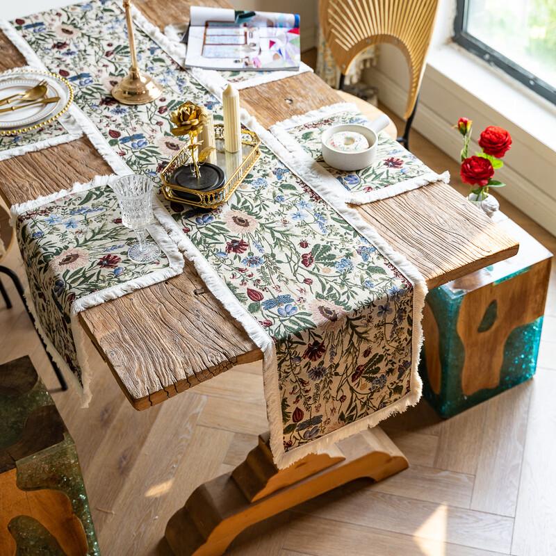 Jacquard Tassel Dining Table Runner