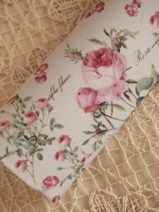 Rose Eyeglass Case with Eyeglass Cleaning Cloth Redouté