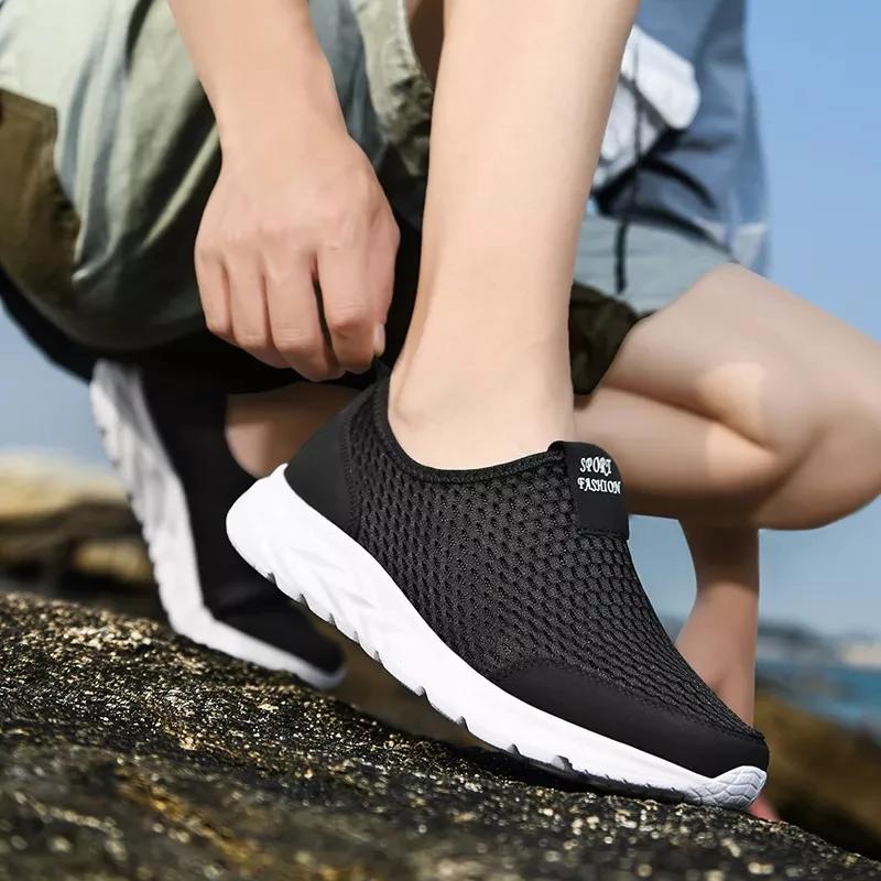 Sneakers Men Walking Shoes Summer Soft Loafers Lazy Shoes Lightweight Cheap Mesh Couple Outdoor Shoes Men Sneakers