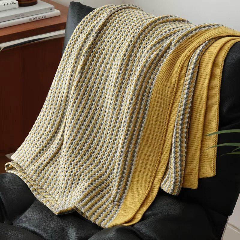 Nordic Knitted Blanket - Thickened Yarn Throw for Office AC Naps, Sofa Cover, Bed End Decoration & Shawl