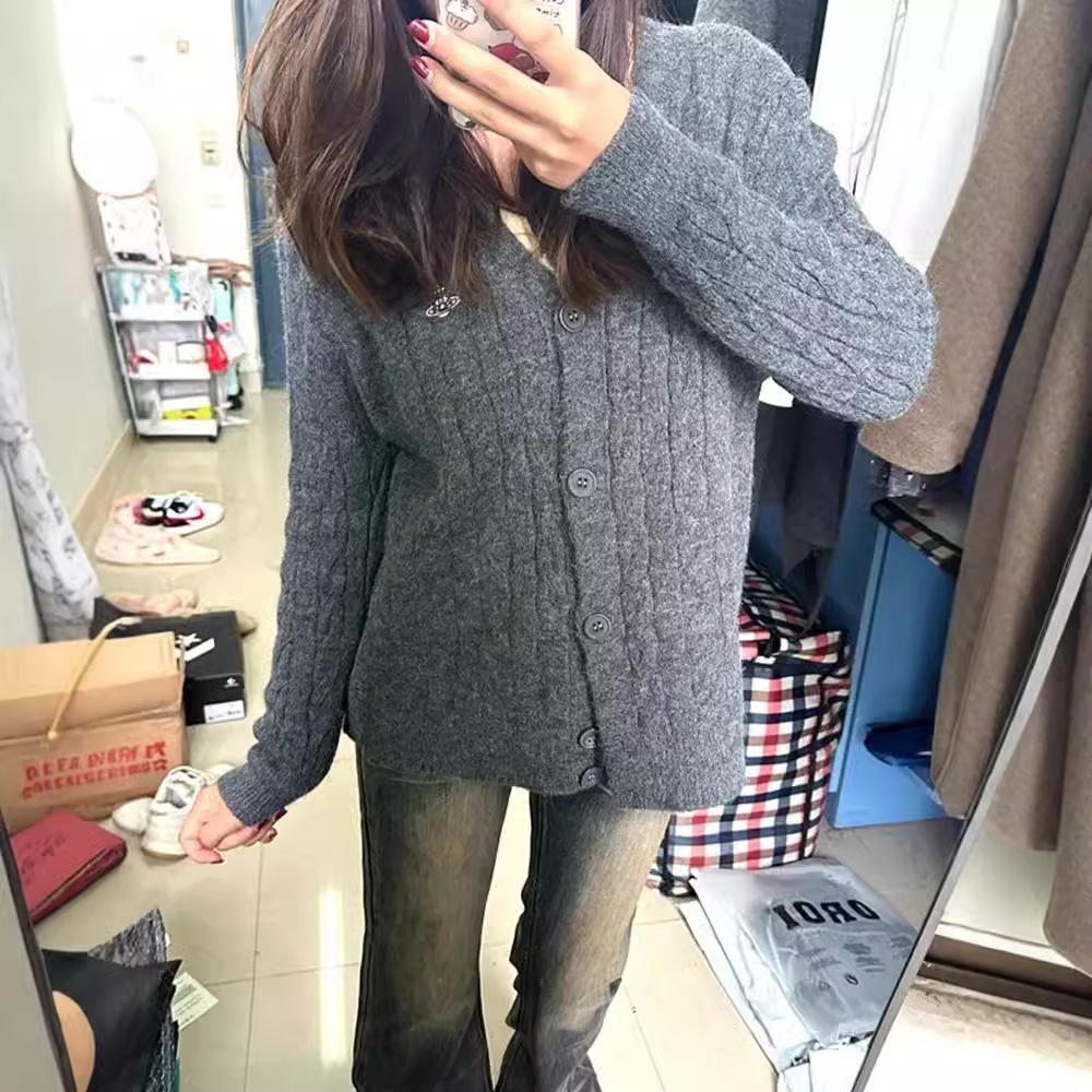 "2023 Low Waist American Style Distressed Retro Flared Jeans for Women"