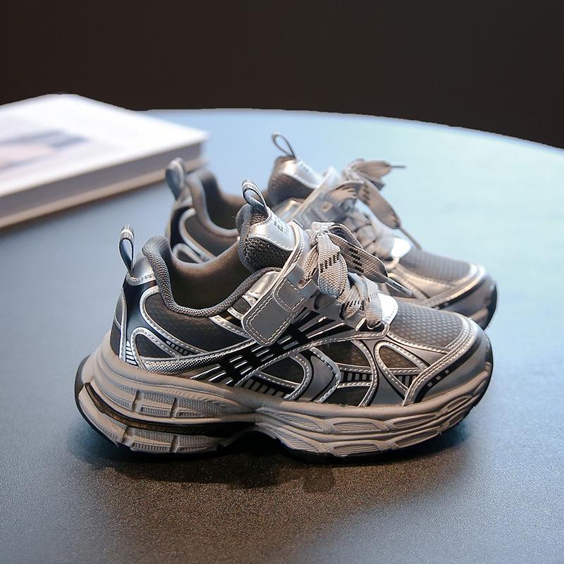 

Дитяча мода Дихаюче повсякденне взуття Діти Біг Спорт Студенти Хлопчики та дівчатка У тренді Зручні кросівки 37 срібний