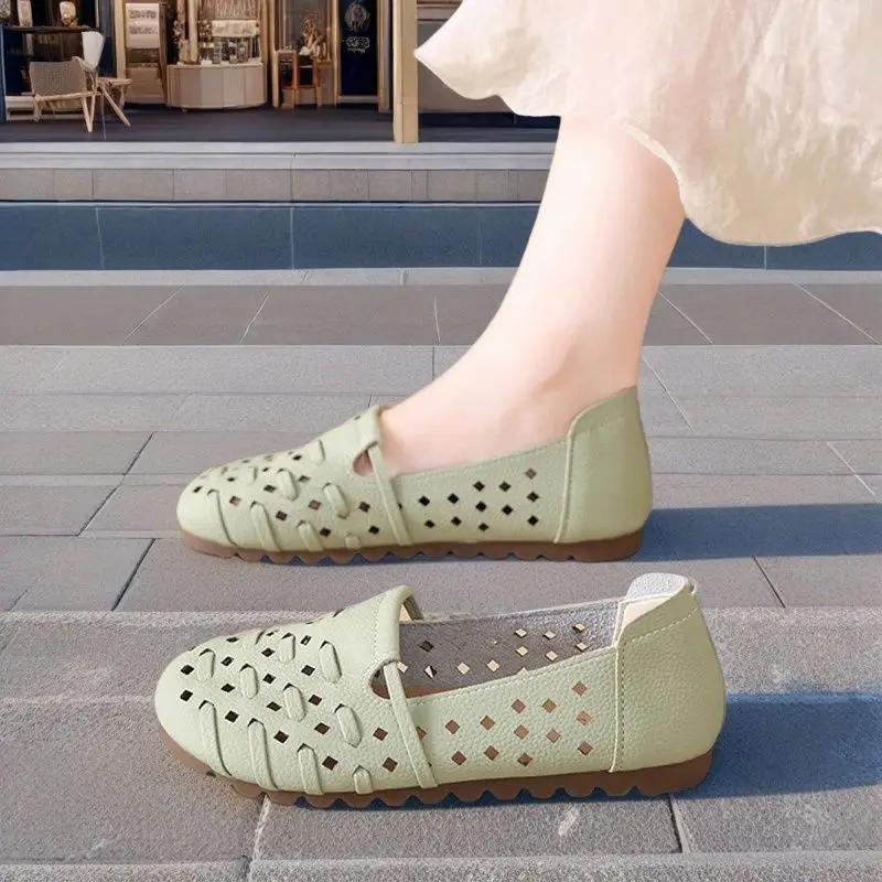 

2025 Новые балетки Женские повседневные удобные лоферы с вырезами Женские плетеные туфли Широкая посадка Женские мокасины 35