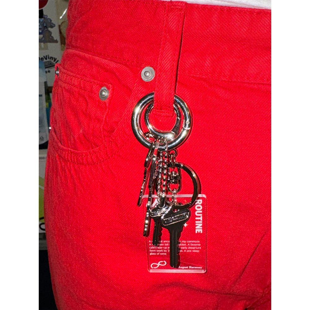 

August Harmony Unroutine Acrylic Keyring / 2color White