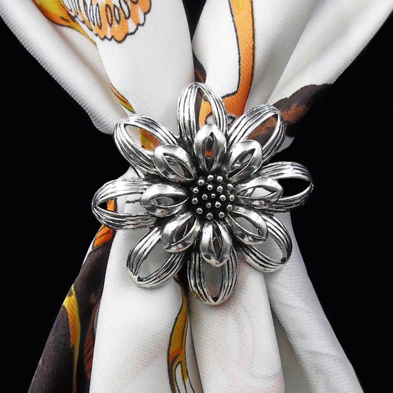 Klip damski Retro Alloy Flower Circle Hollow szal Szaliki Szalik Klamra Euramerican