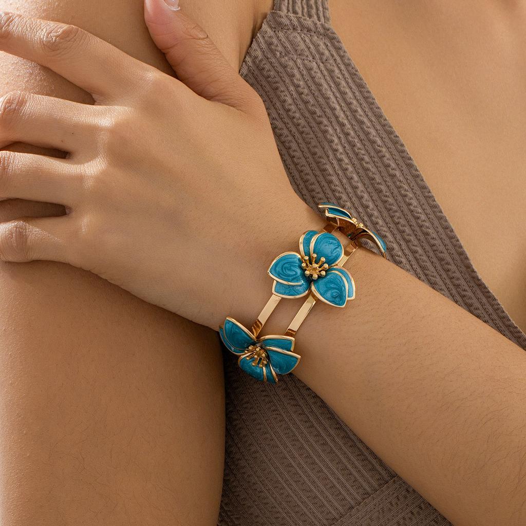 Simple Oil-Infused Flower Earrings And Necklace Set - Casual Jewelry Set For Women
