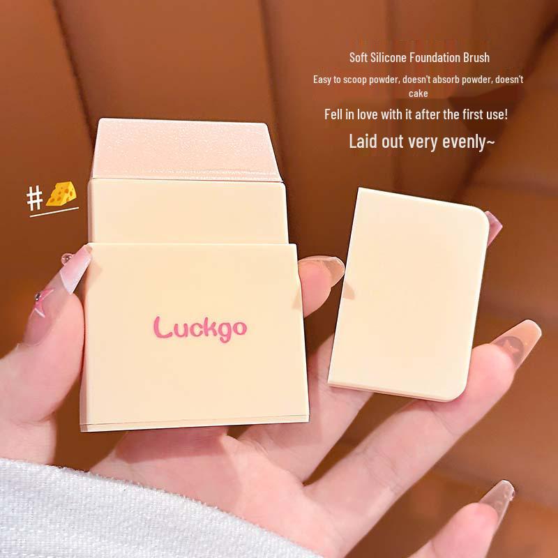 

LUCKGO Silicone Foundation Brush - Portable, Flat Head Design, No Makeup Absorption, Clean Hands, Streak-Free Finish.