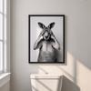 Lustiger Waschbär Wandkunst Druck Schwarz-Weiß Tier Dekor für Badezimmer Humor Dekor Für Toilette Lustiger Affe Badezimmer Poster