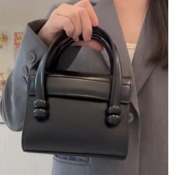 Bag handbag mini niche design hand-to-hand small square bag high-end casual one-shoulder simple and lightweight