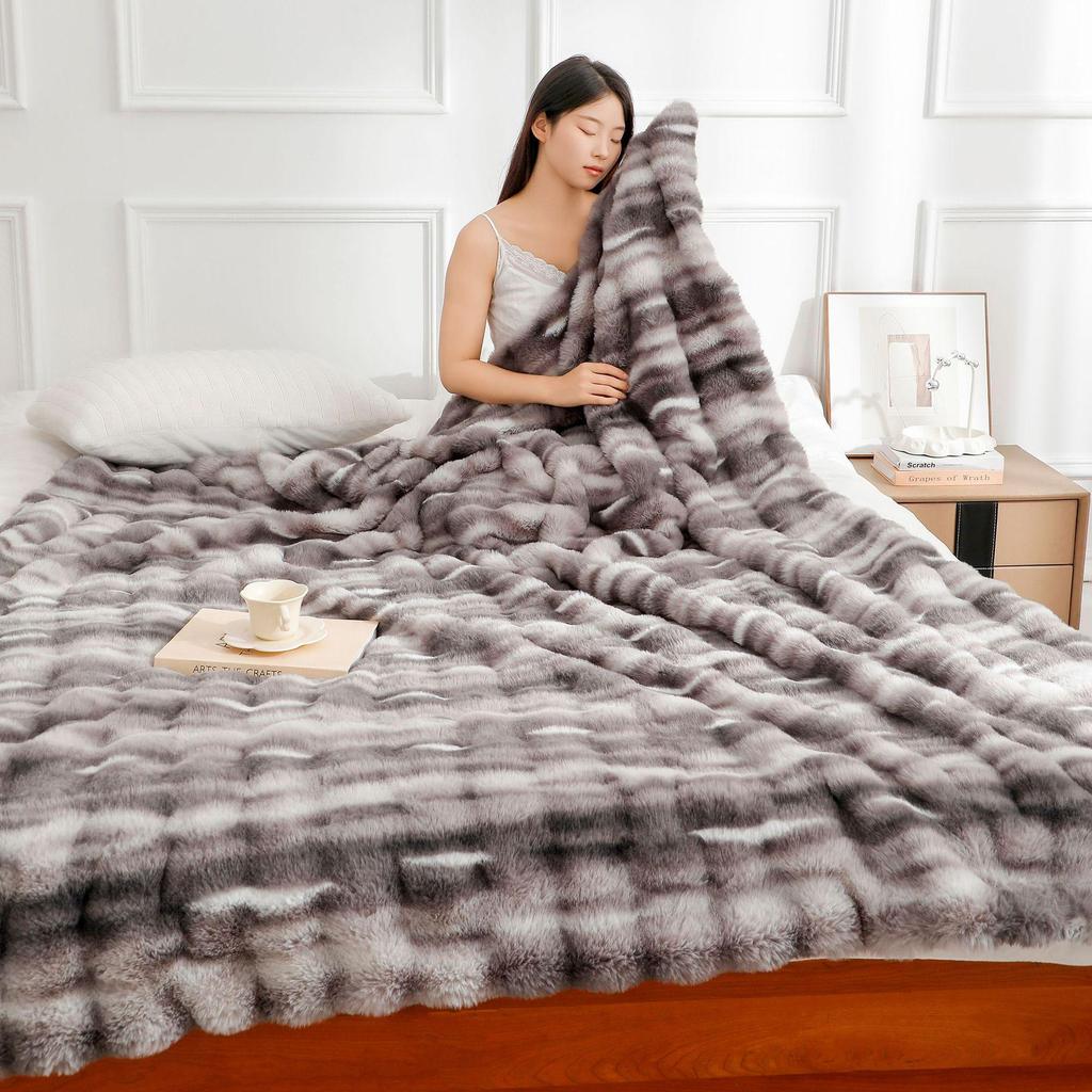 Luxurious Double-Layer Rabbit Fur Blanket: Otter-Soft Plush, Versatile Sofa Throw