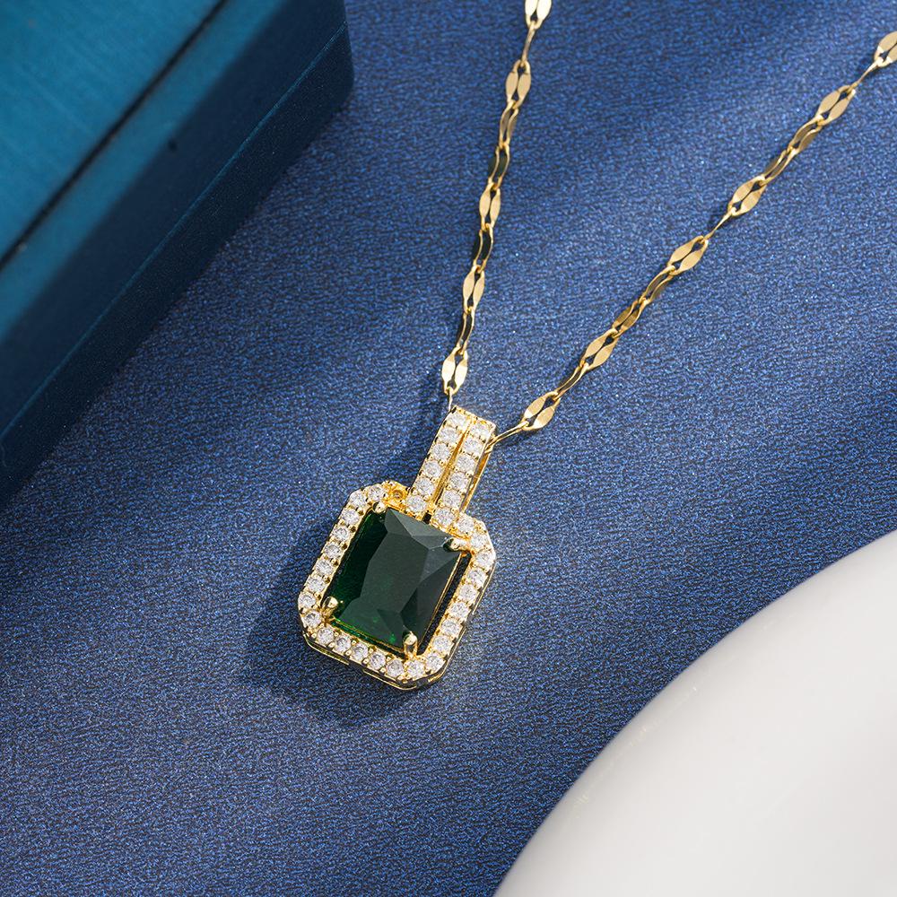 Elegant Multicolor Zirconia Square Diamond Necklace - High-End Fashion Clavicle Chain