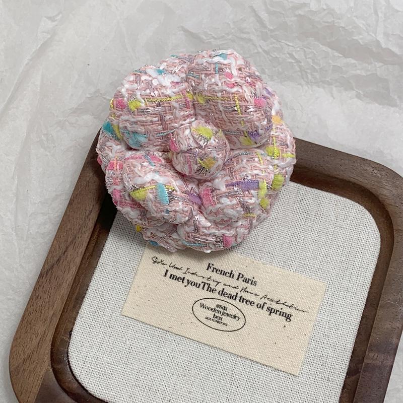 French Style Fabric Camellia Brooches Vintage Elegant Flower Lapel Pins For Women Fashion Wedding Party Badge Accessories Gifts