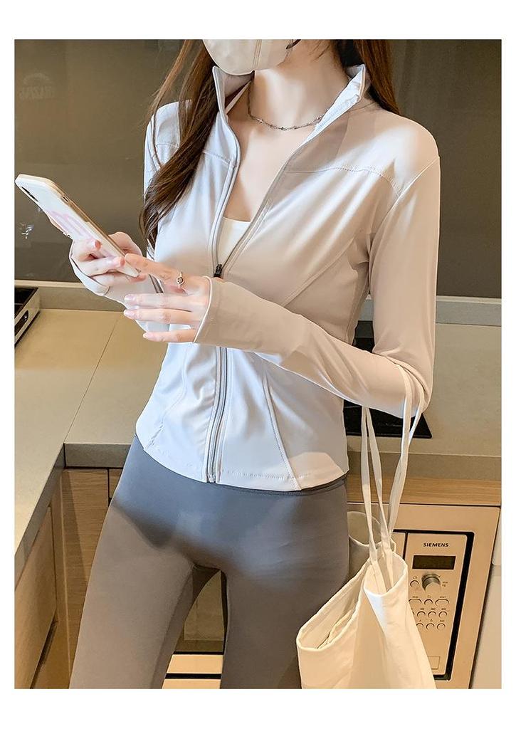 Women's Quick-Dry Stand Collar Fitness Jacket with Zipper - Breathable, Long Sleeve Sports Top for Running, Yoga, Outerwear.